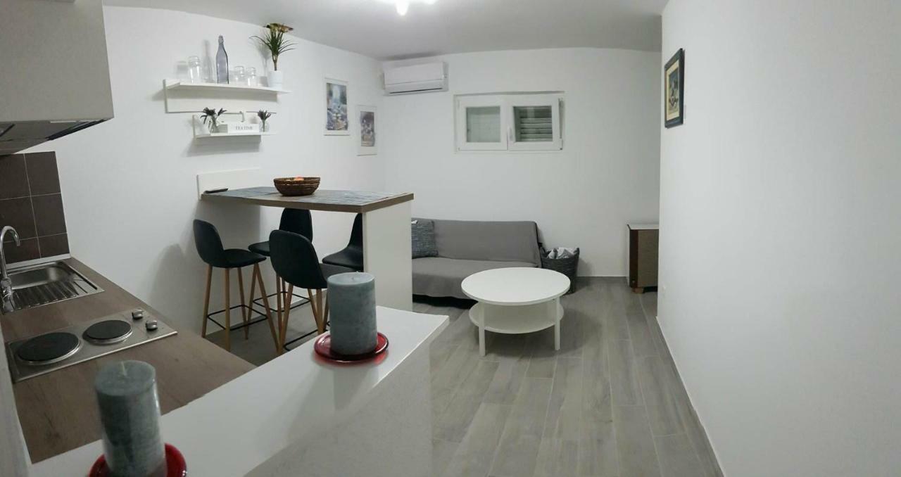 Anamarija Apartment Korčula Екстериор снимка