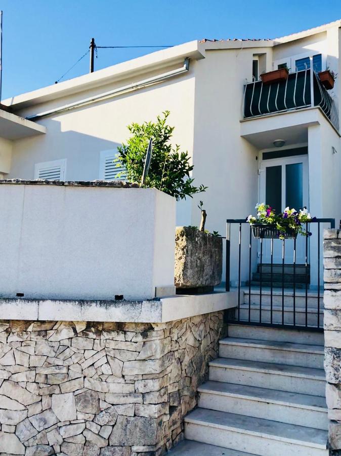 Anamarija Apartment Korčula Екстериор снимка